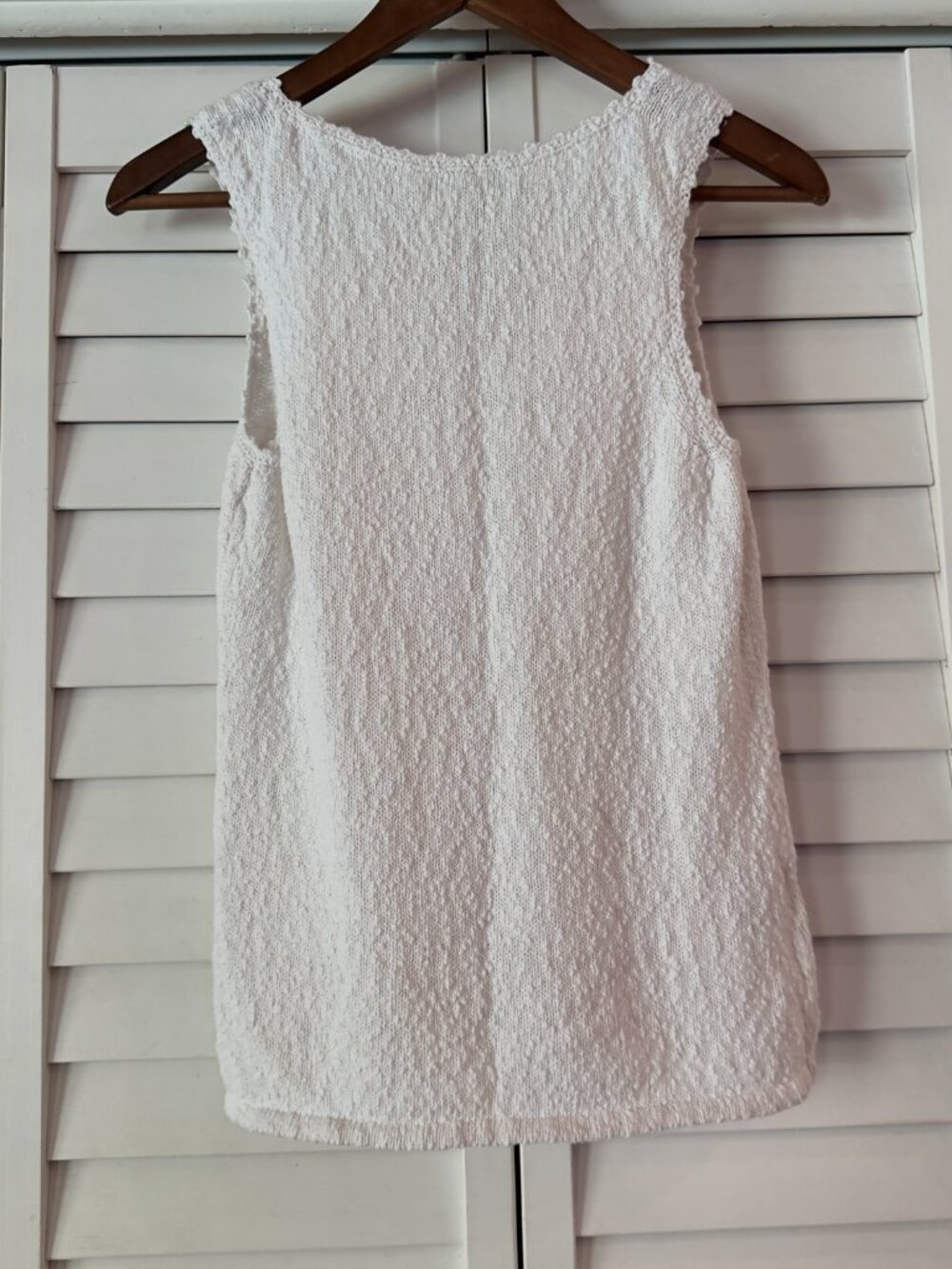 Tommy Bahama Waters Edge Scoop Neck Sweater Tank Top White - Size XS - Picture 4 of 6